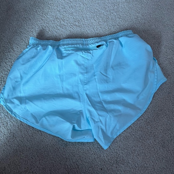 Nike shorts - Picture 2 of 4